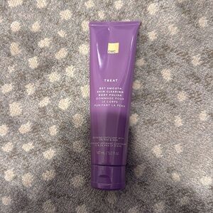 European Wax Center get smooth body polish